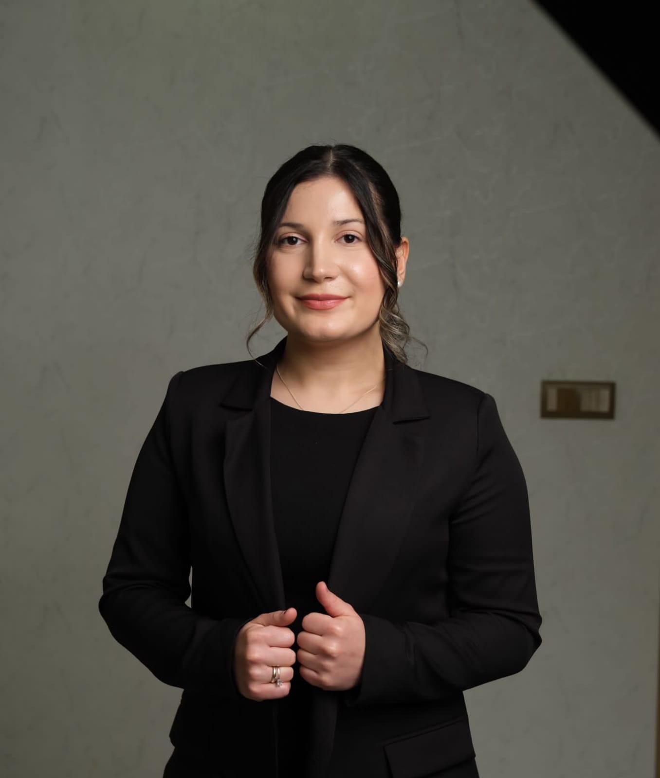 Av. Aslıhan Akpolat